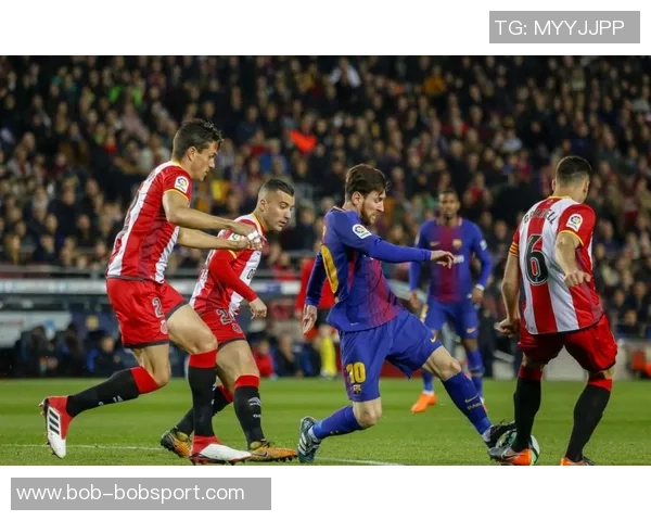 巴萨坚定不放伯纳尔赫罗纳冬窗租借意图遭遇阻碍