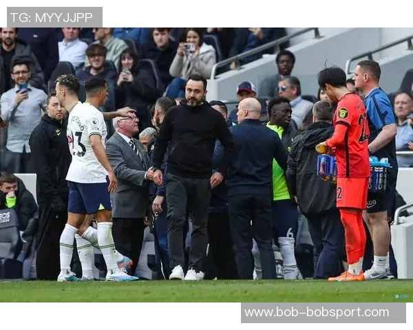 英媒热刺瞄准阿格霍瓦与弗拉霍维奇明夏免签竞争激烈