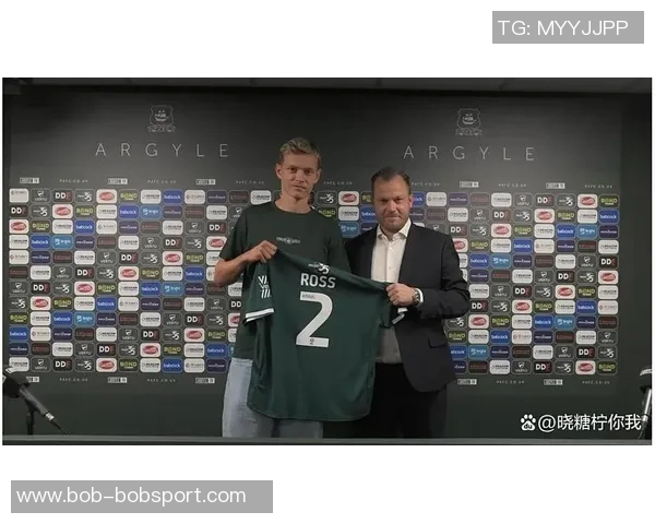 热刺与利兹联上半场战成平局特尔与奥卡福各有建树